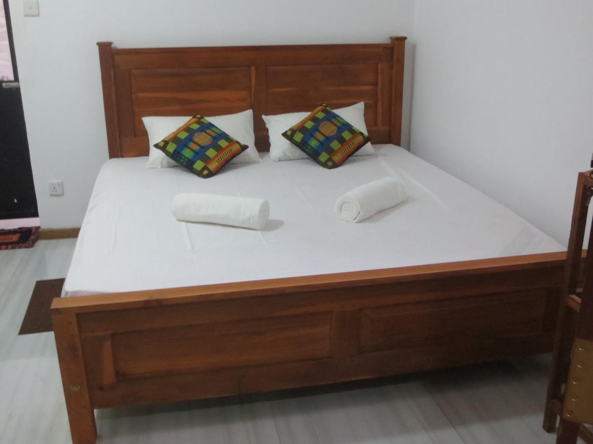 Hotel Grand Halabana Weerawila Ngoại thất bức ảnh