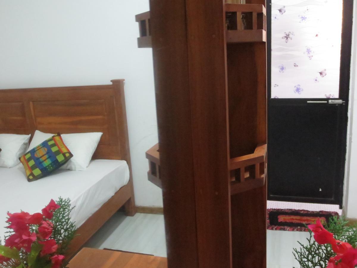 Hotel Grand Halabana Weerawila Ngoại thất bức ảnh